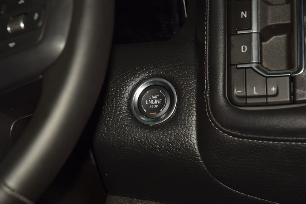 2024 GMC Yukon Denali - Photo 36