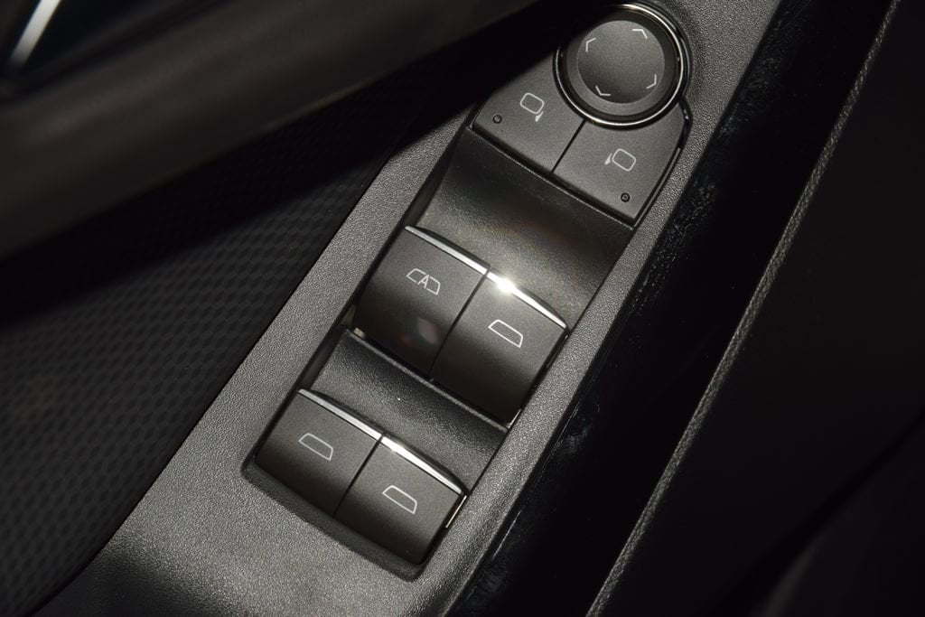 2026 Chevrolet Equinox RS - Photo 44