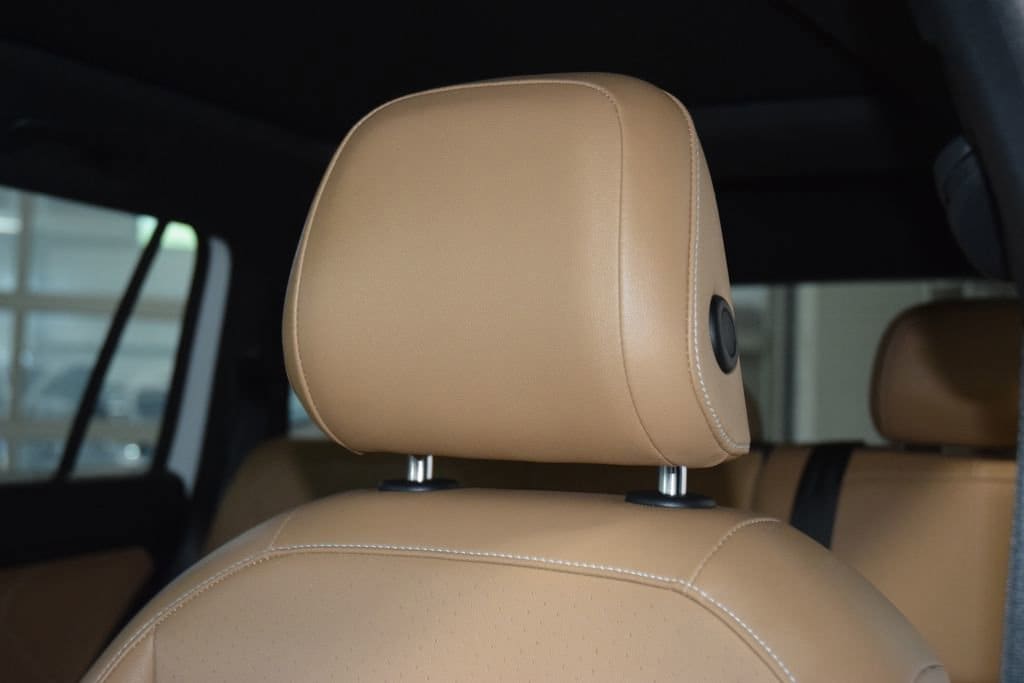 2022 Volkswagen Tiguan SE - Photo 38