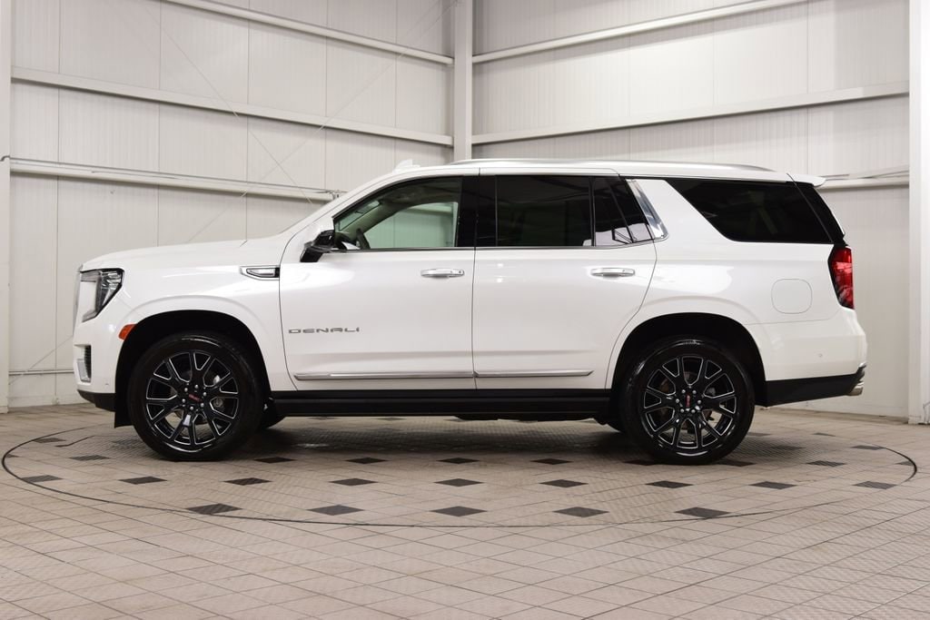 2024 GMC Yukon Denali - Photo 4