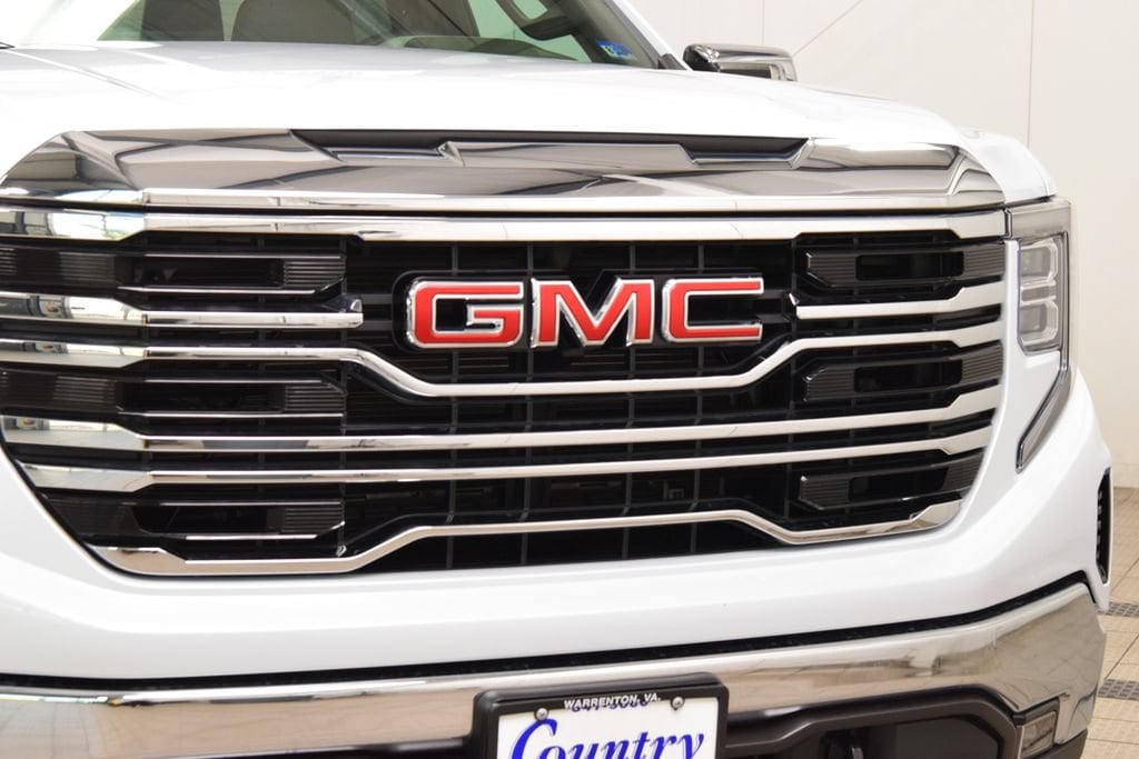 2026 GMC Sierra 1500 SLT - Photo 11