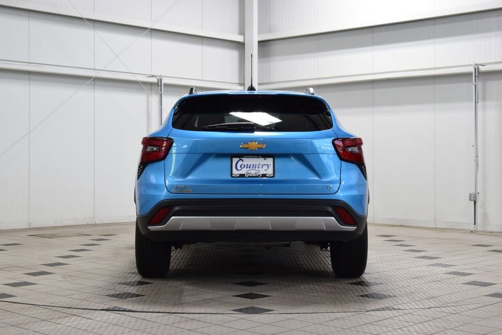2025 Chevrolet Trax LT - Photo 7