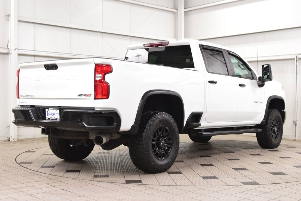 2024 Chevrolet Silverado 2500HD ZR2 - Photo 8
