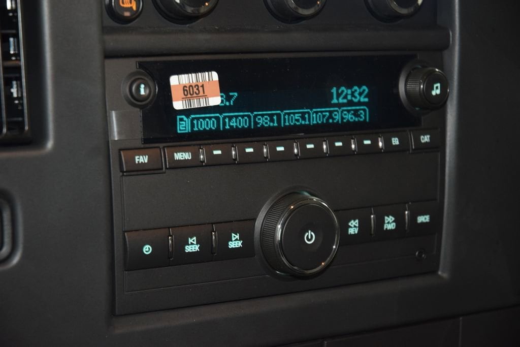 2025 Chevrolet Express Cargo Work Van - Photo 22