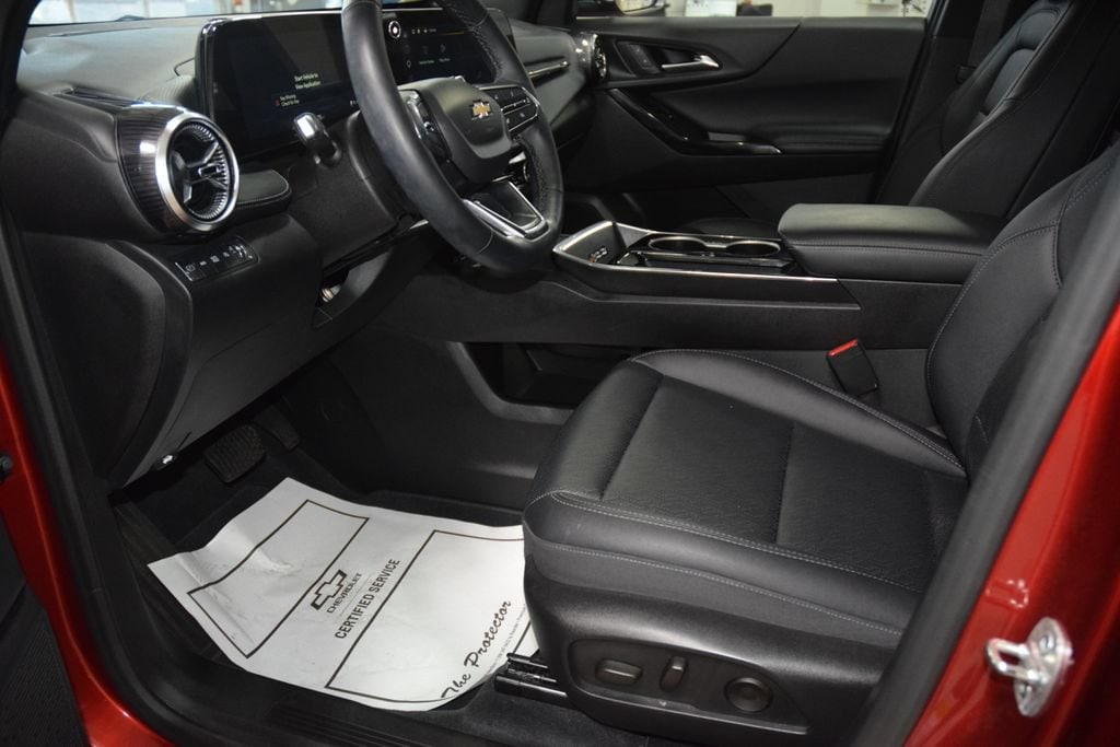 2025 Chevrolet Equinox LT - Photo 38