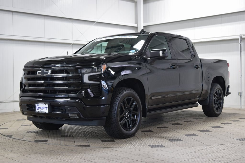 Used 2025 Chevrolet Silverado 1500 High Country Truck Crew Cab