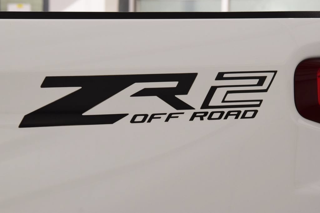 2023 Chevrolet Silverado 1500 ZR2 - Photo 30