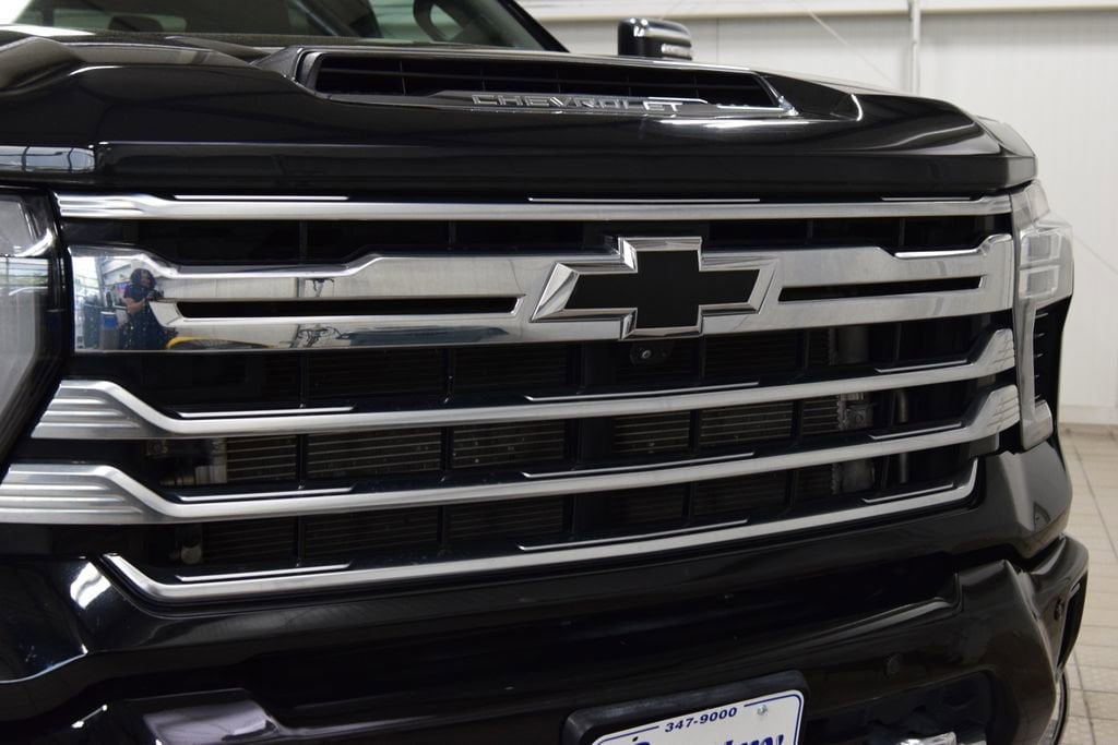 2024 Chevrolet Silverado 3500HD High Country - Photo 11