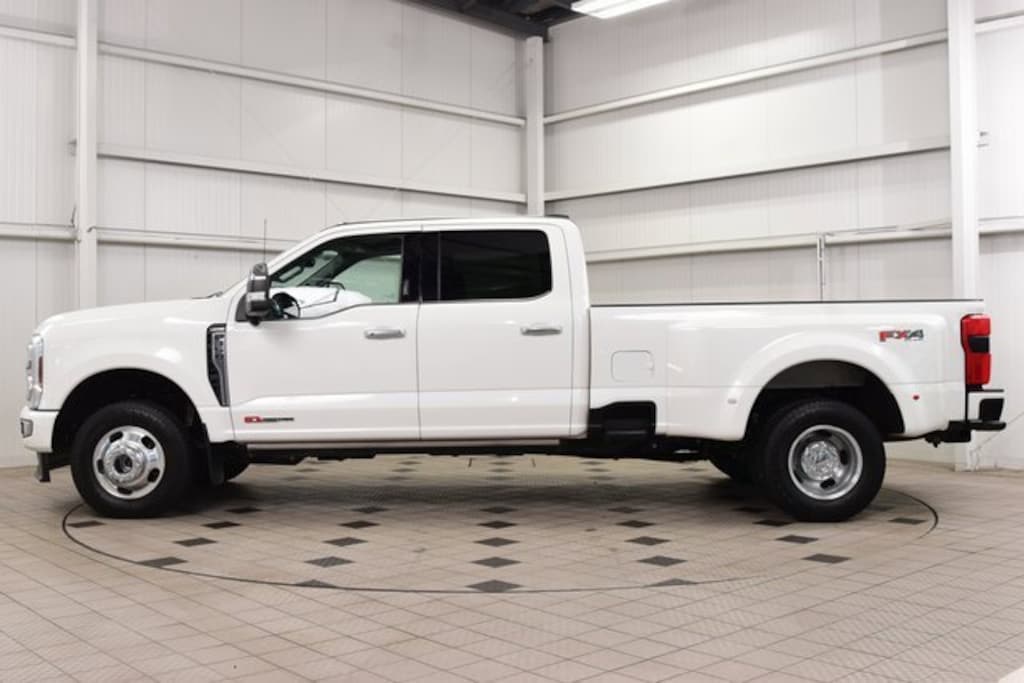 Used 2024 Ford Super Duty F-350 DRW XL Truck Crew Cab