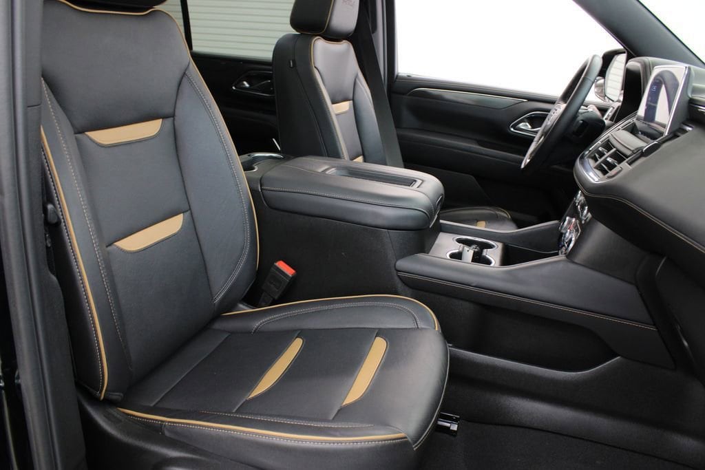 2024 GMC Yukon AT4 - Photo 12