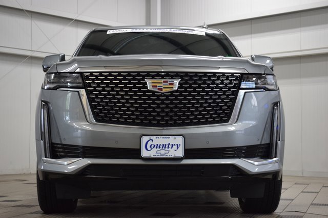 2023 Cadillac Escalade Premium Luxury photo 2