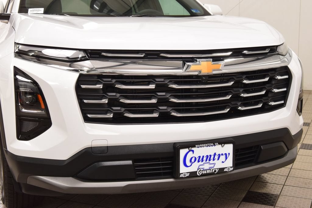 2027 Chevrolet Equinox LT - Photo 13