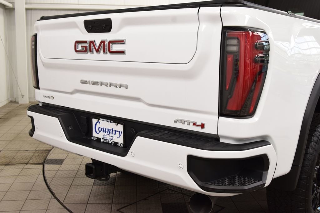 2024 GMC Sierra 2500HD AT4 - Photo 18