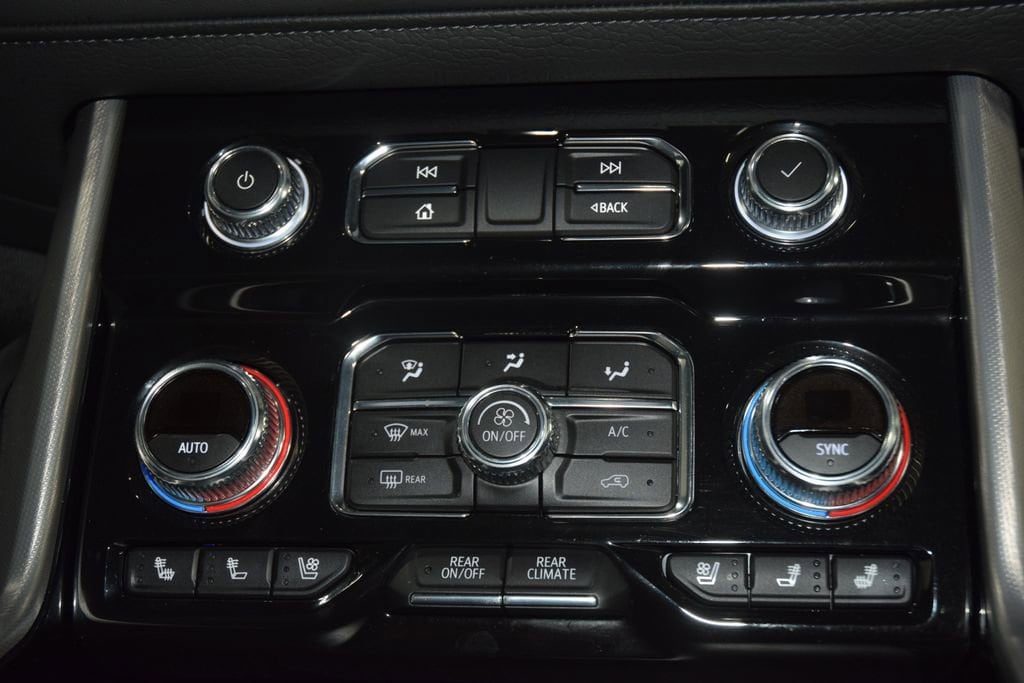 2024 GMC Yukon XL Denali - Photo 30