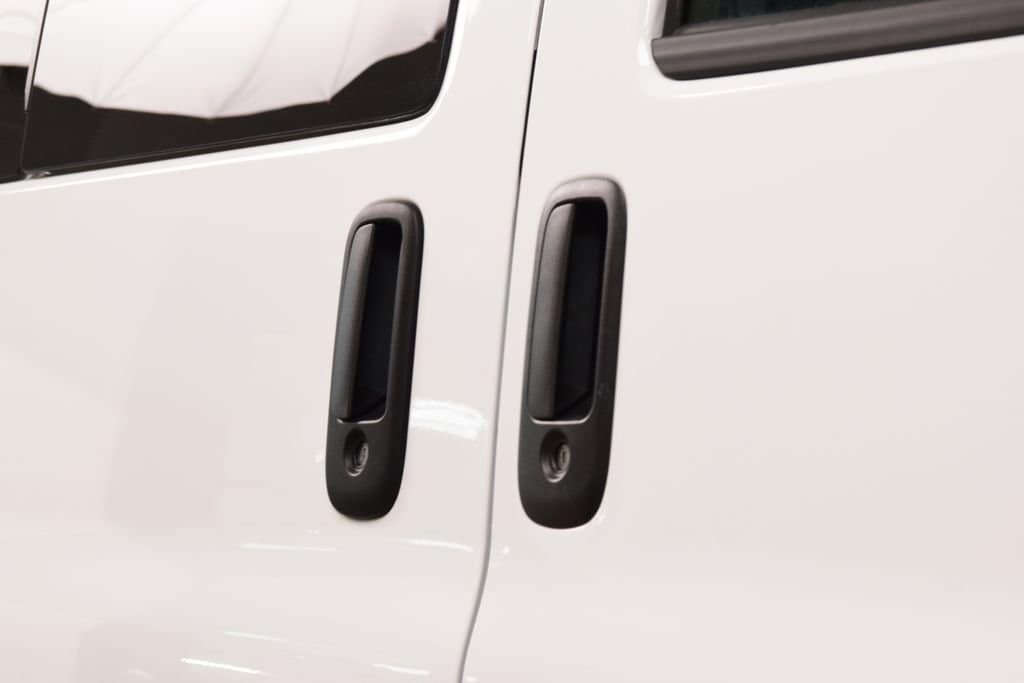 2025 Chevrolet Express Passenger LT - Photo 11