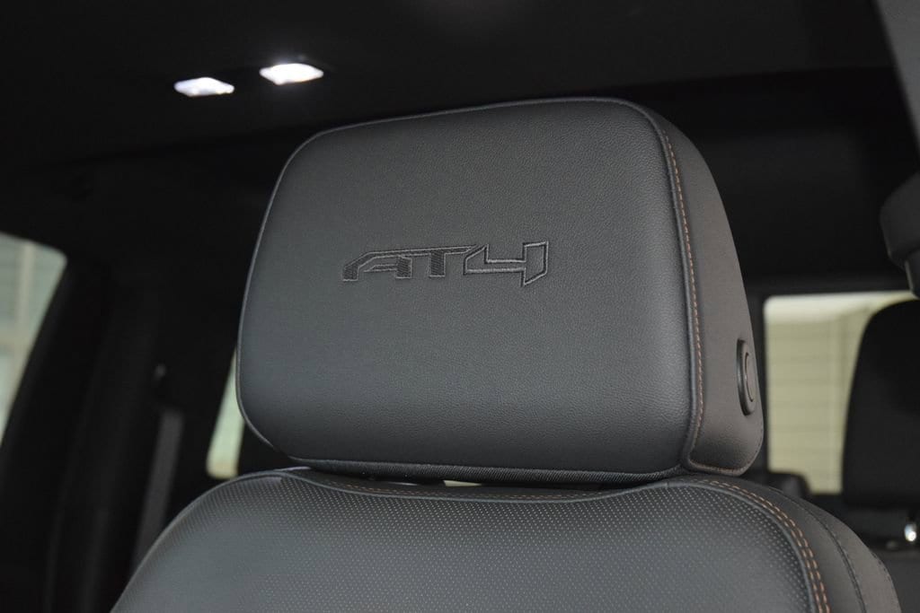 2024 GMC Sierra 2500HD AT4 - Photo 37
