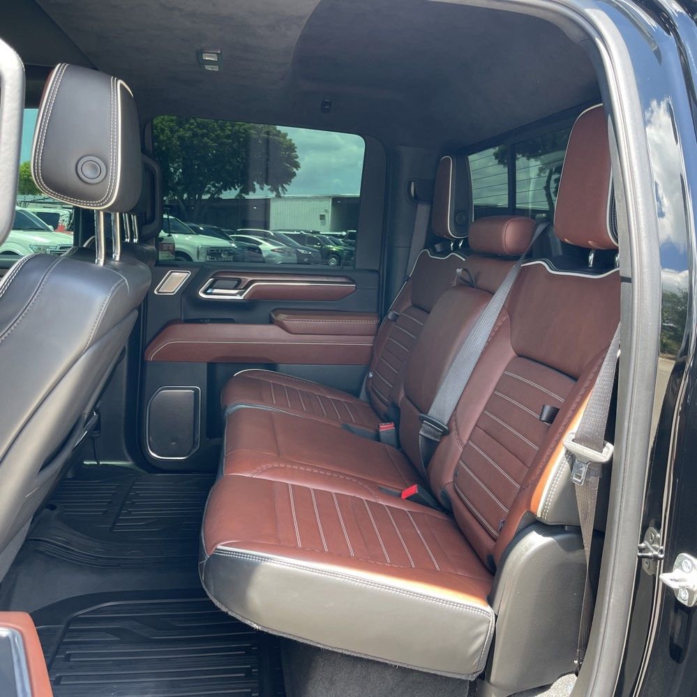 2024 GMC Sierra 3500HD Denali Ultimate - Photo 18