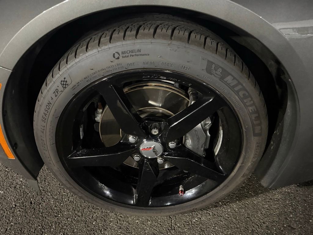 2015 Chevrolet Corvette Z51 - Photo 11