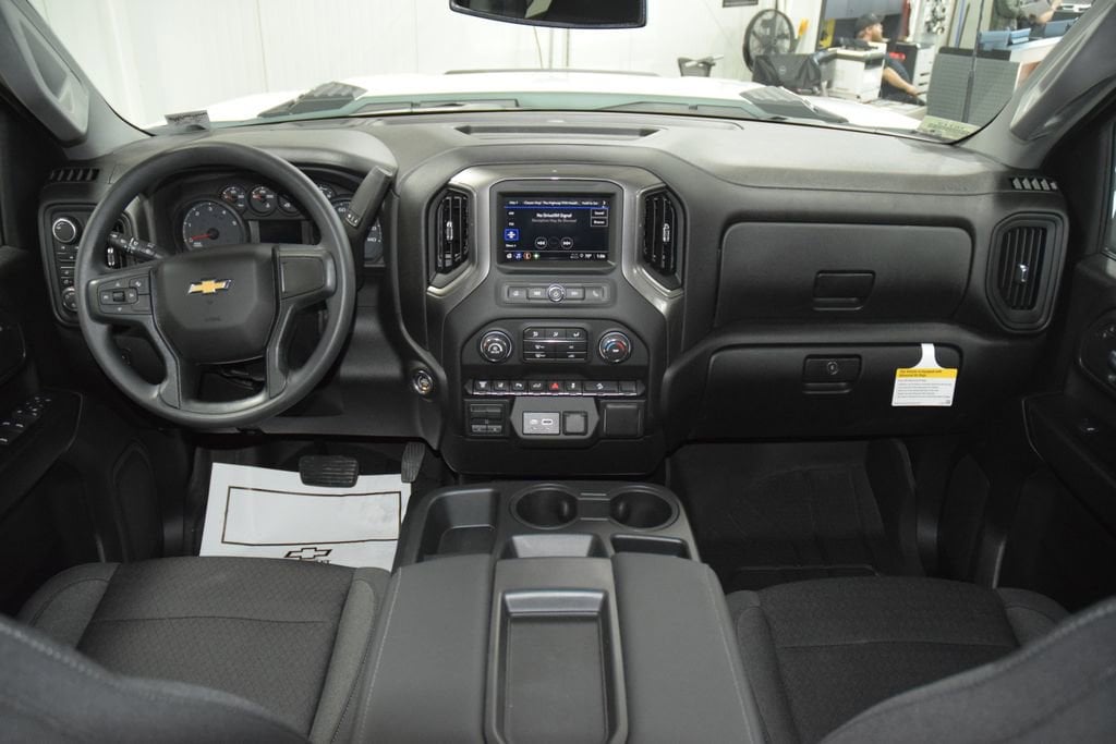 2026 Chevrolet Silverado 2500 HD Custom - Photo 33