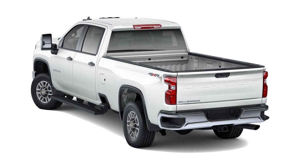 2026 Chevrolet Silverado 2500HD photo 2