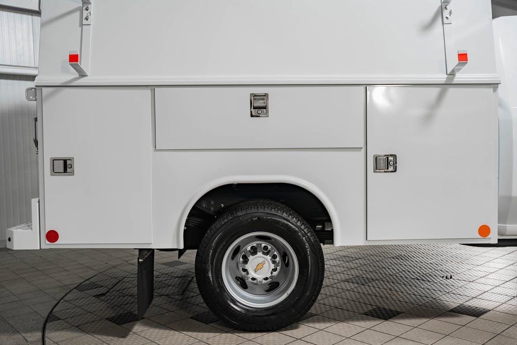 2025 Chevrolet Silverado 3500 HD Work Truck - Photo 19