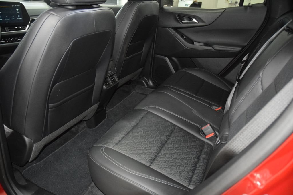 2025 Chevrolet Equinox LT - Photo 41