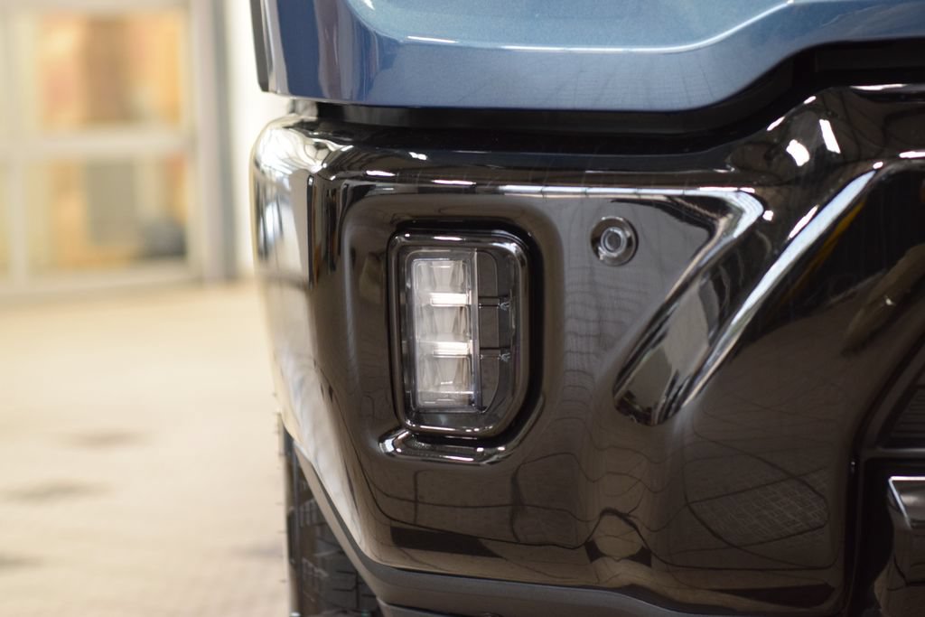 2026 Chevrolet Silverado 2500 HD LTZ - Photo 14