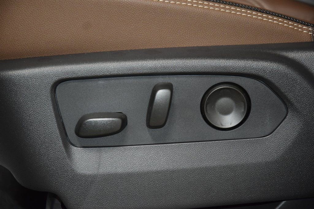 2026 Chevrolet Suburban High Country - Photo 40