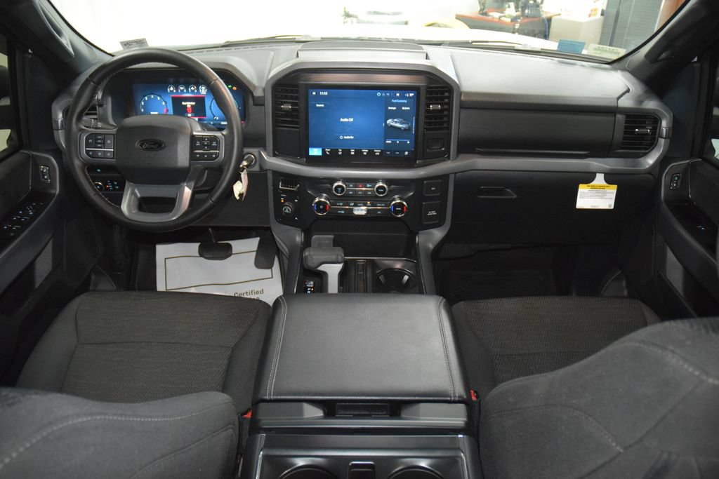 2025 Ford F-150 XLT - Photo 32