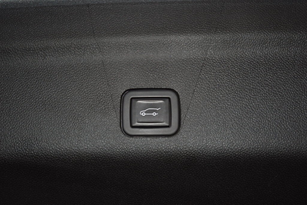 2024 Chevrolet Suburban High Country - Photo 26