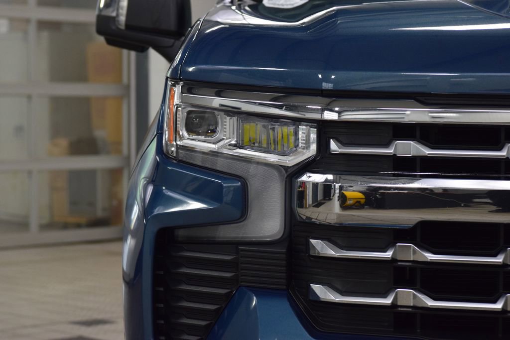 2024 Chevrolet Silverado 1500 LTZ - Photo 12