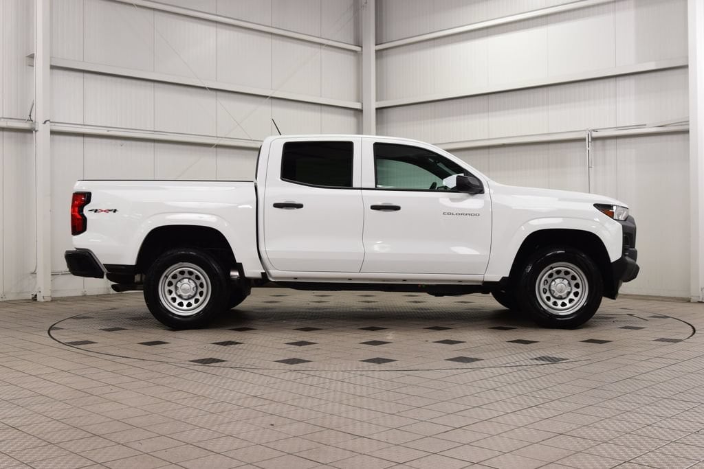 2026 Chevrolet Colorado Work Truck - Photo 9