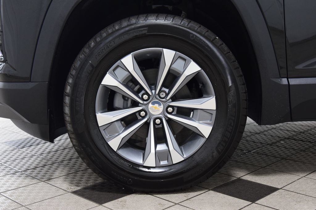 2027 Chevrolet Equinox LT - Photo 26