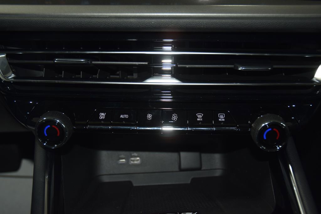 2026 Chevrolet Traverse LT - Photo 30