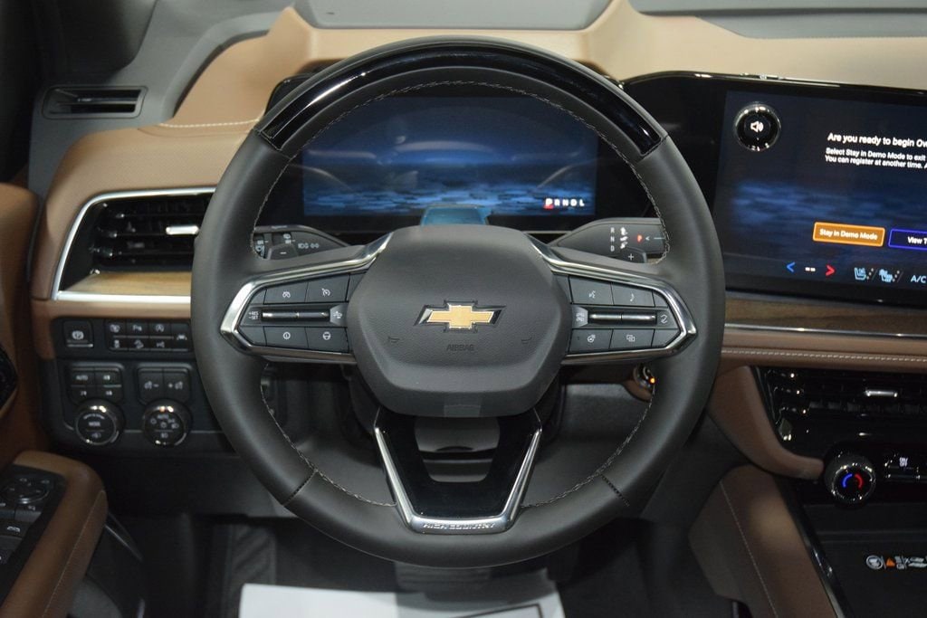 2026 Chevrolet Suburban High Country - Photo 36