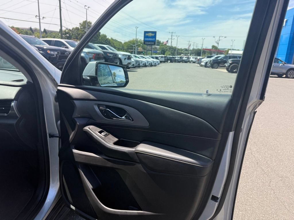 2020 Chevrolet Traverse 1LT - Photo 15