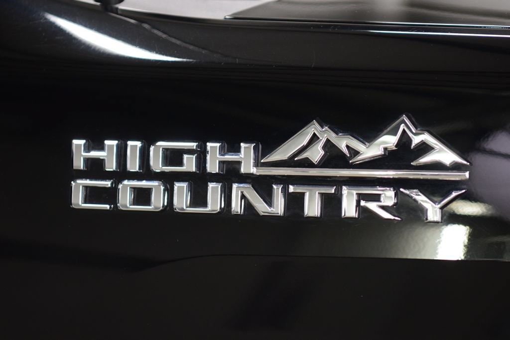 2024 Chevrolet Silverado 3500HD High Country - Photo 18