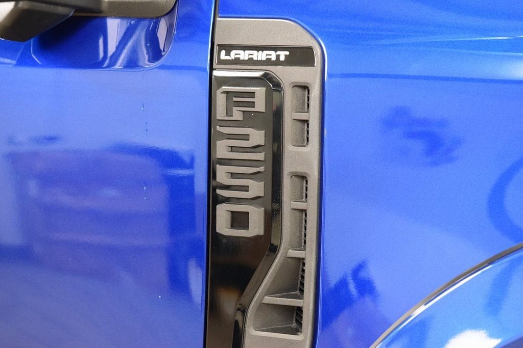 2026 Ford F-250 Super Duty Lariat - Photo 13