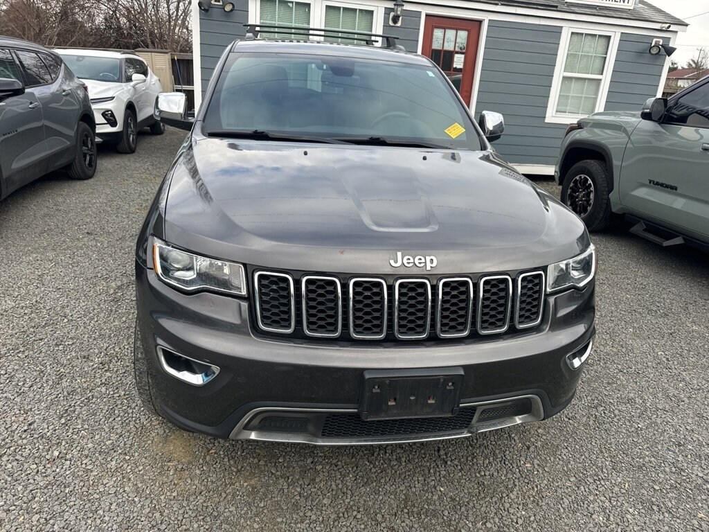 Used 2017 Jeep Grand Cherokee Limited SUV