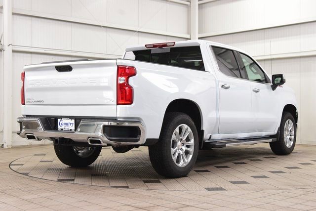 2026 Chevrolet Silverado 1500 LTZ - Photo 8