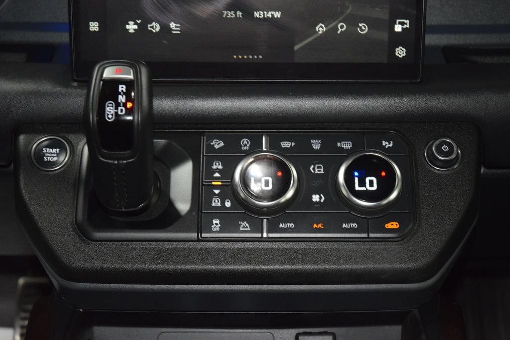 2024 Land Rover Defender X - Photo 35