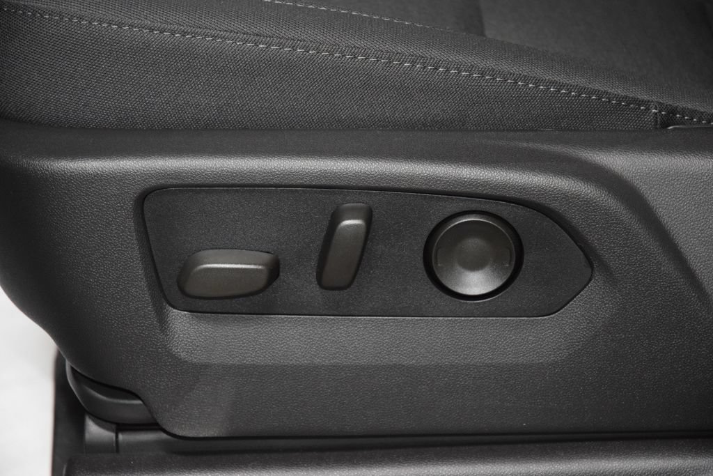 2026 Chevrolet Silverado 1500 LT - Photo 39