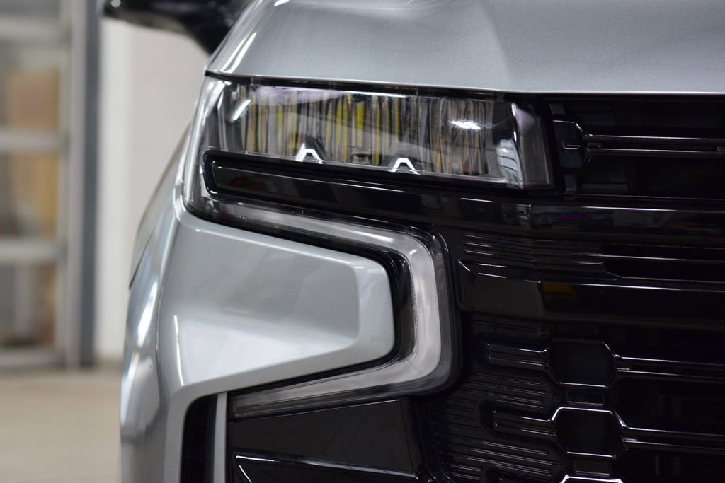 2024 Chevrolet Suburban Z71 - Photo 12