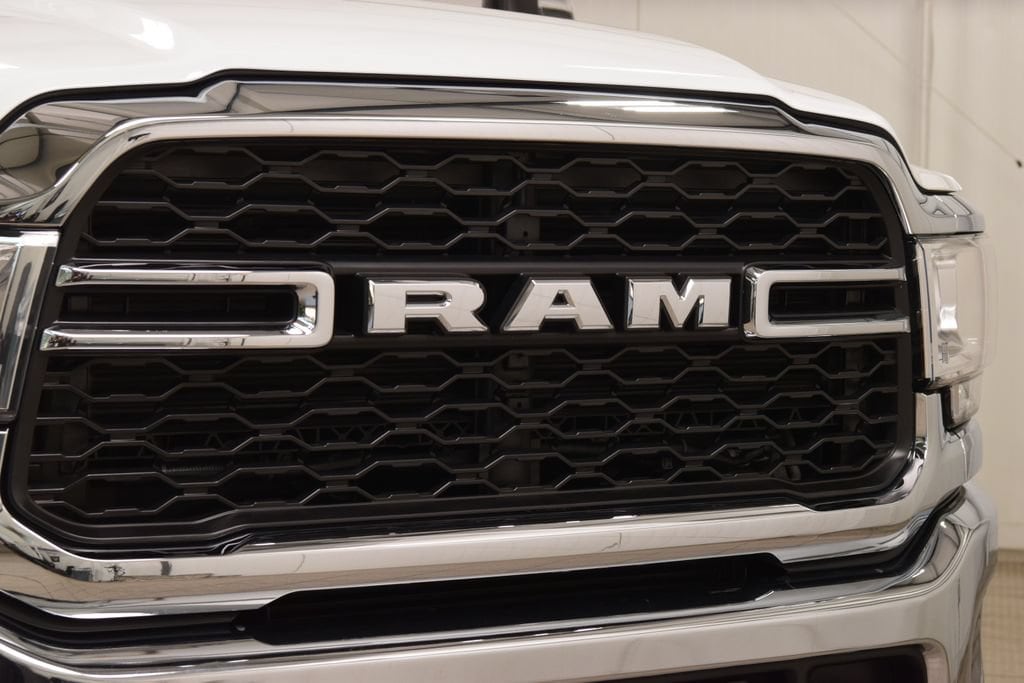 2024 RAM Ram 3500 Pickup Tradesman - Photo 11