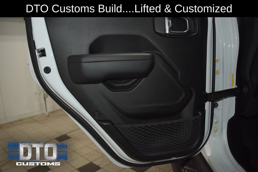 2025 Jeep Wrangler 4-Door Rubicon - Photo 41