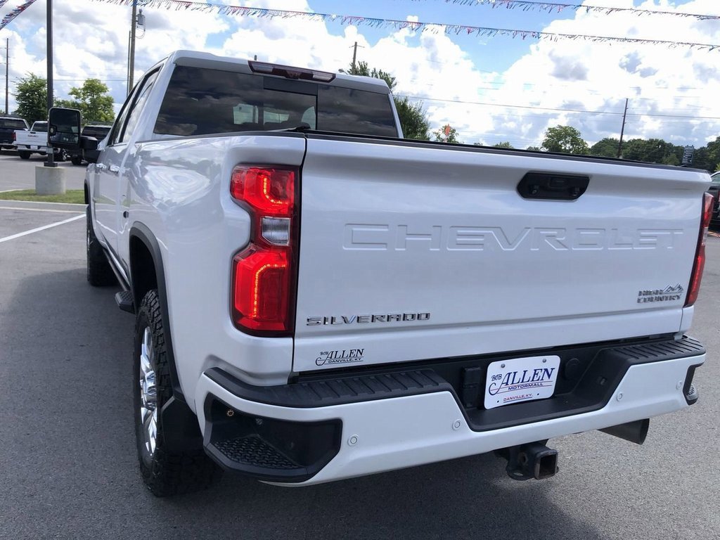 2023 Chevrolet Silverado 3500HD High Country photo 4