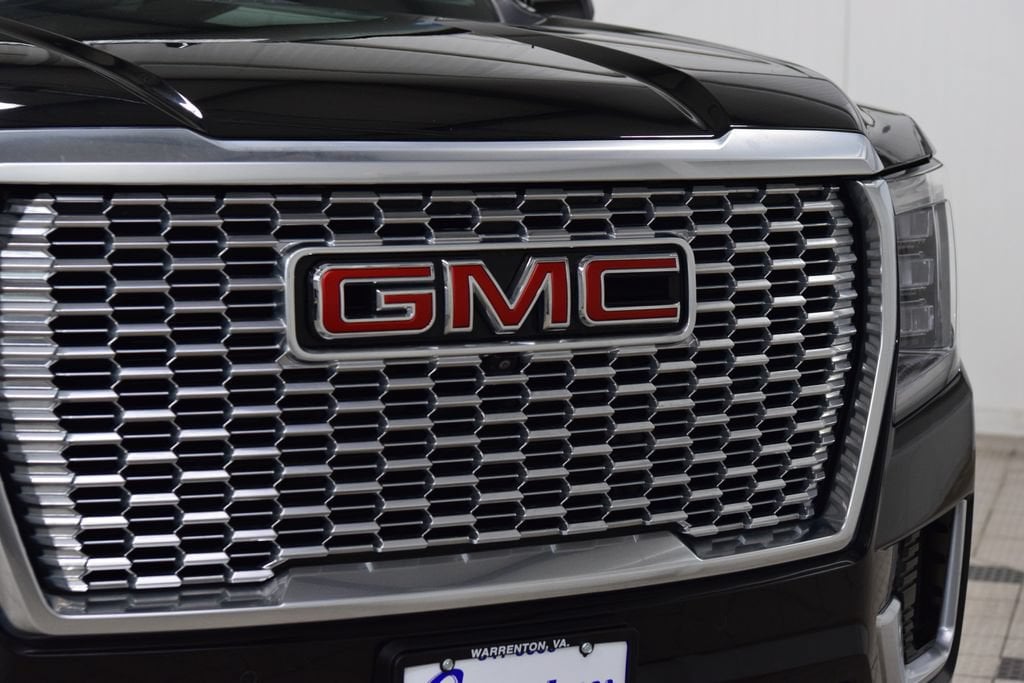 2024 GMC Yukon Denali - Photo 11