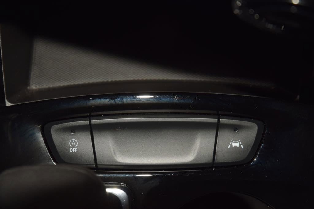 2025 Chevrolet Trax LT - Photo 31