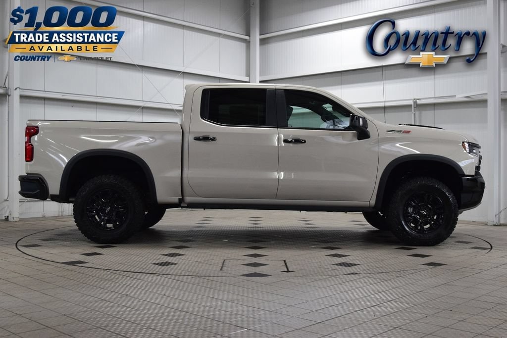 2026 Chevrolet Silverado 1500 ZR2 - Photo 9