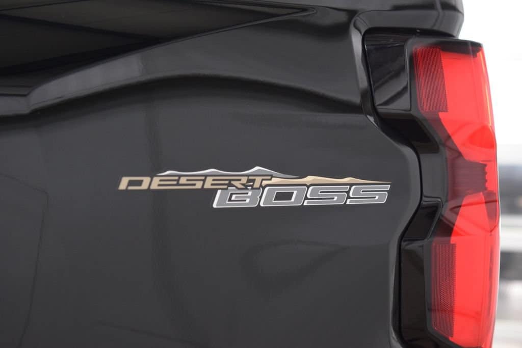 2023 Chevrolet Colorado ZR2 - Photo 28
